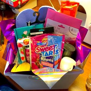 I am selling gift baskets for any occasions